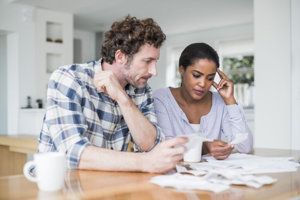 Splitting Household Expenses Fairly – A Guide for Couples