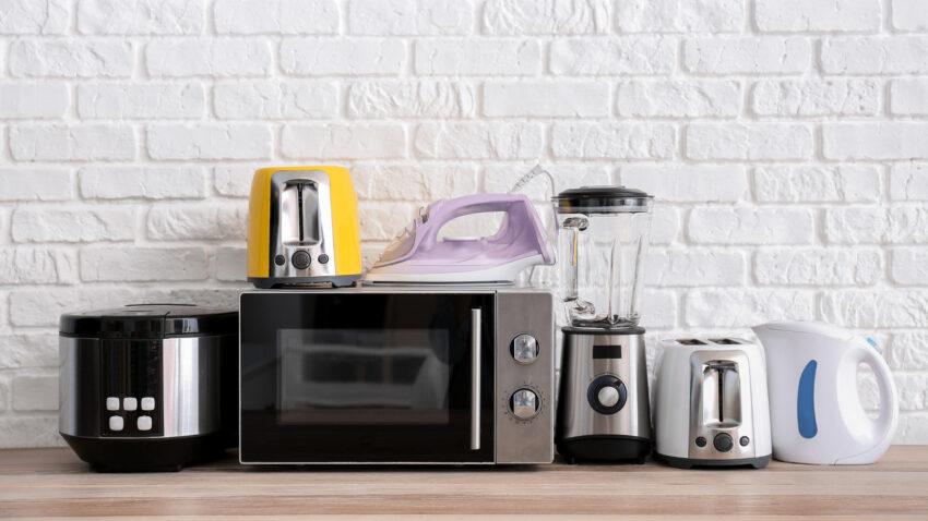 unplugging appliances to save energy myth