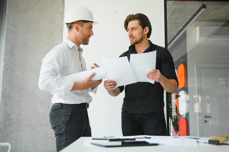 general contractor vs project manager
