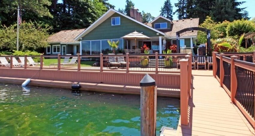 Waterfront Home Lifestyle Inspires Frequent Social Interactions